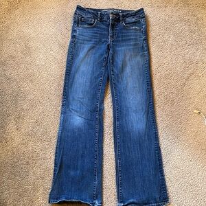 American eagle favorite boyfriend stretch X size 6 Jeans. EUC
